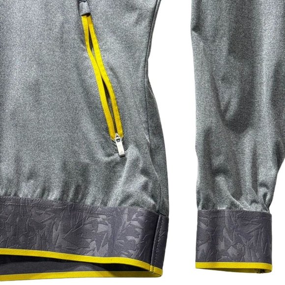 Women's 1/2 Zip Adidas Climastorm Gray Light Weight Running Shirt Size S - Picture 3 of 6